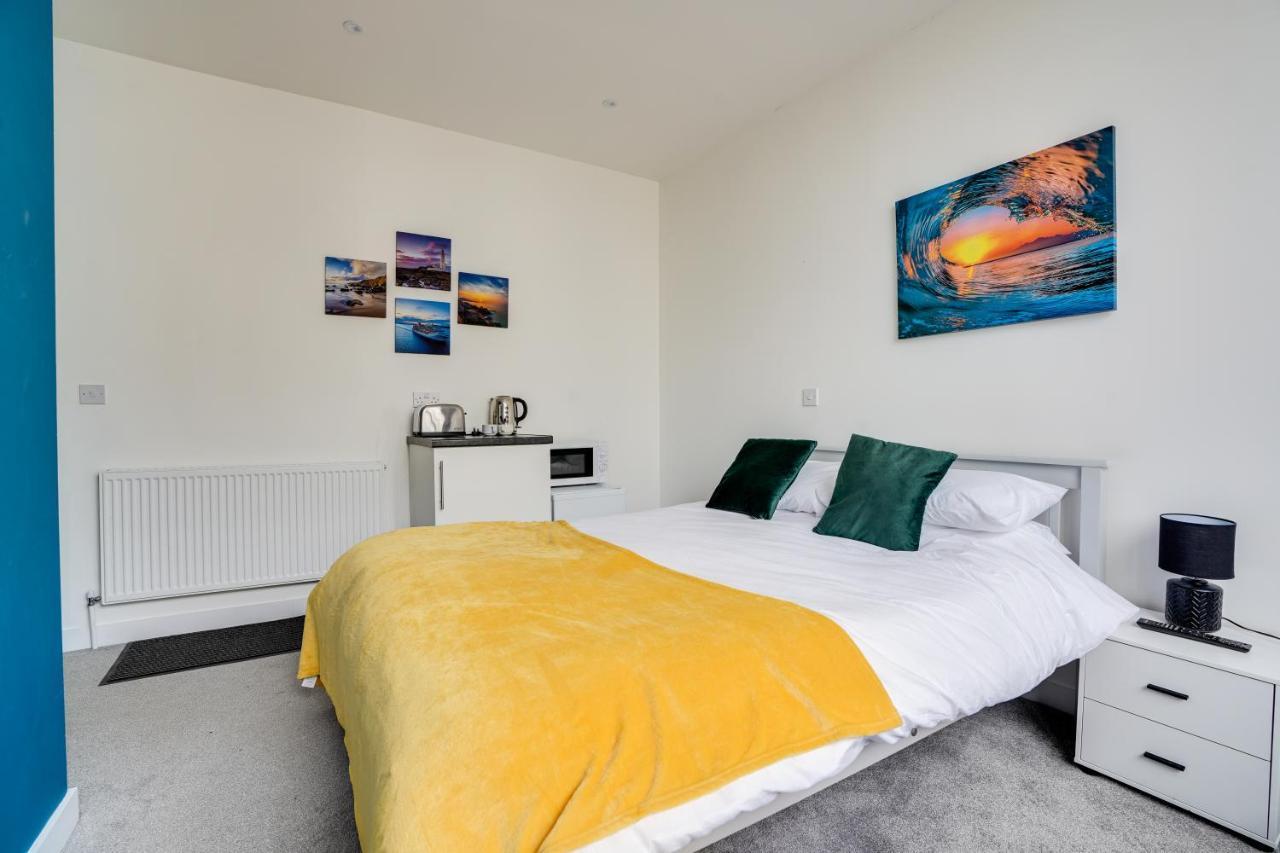 Homesly Guest Rooms, Comfortable En-Suite Guest Rooms With Free Parking And Self Check-In Бервик-апон-Твид Экстерьер фото