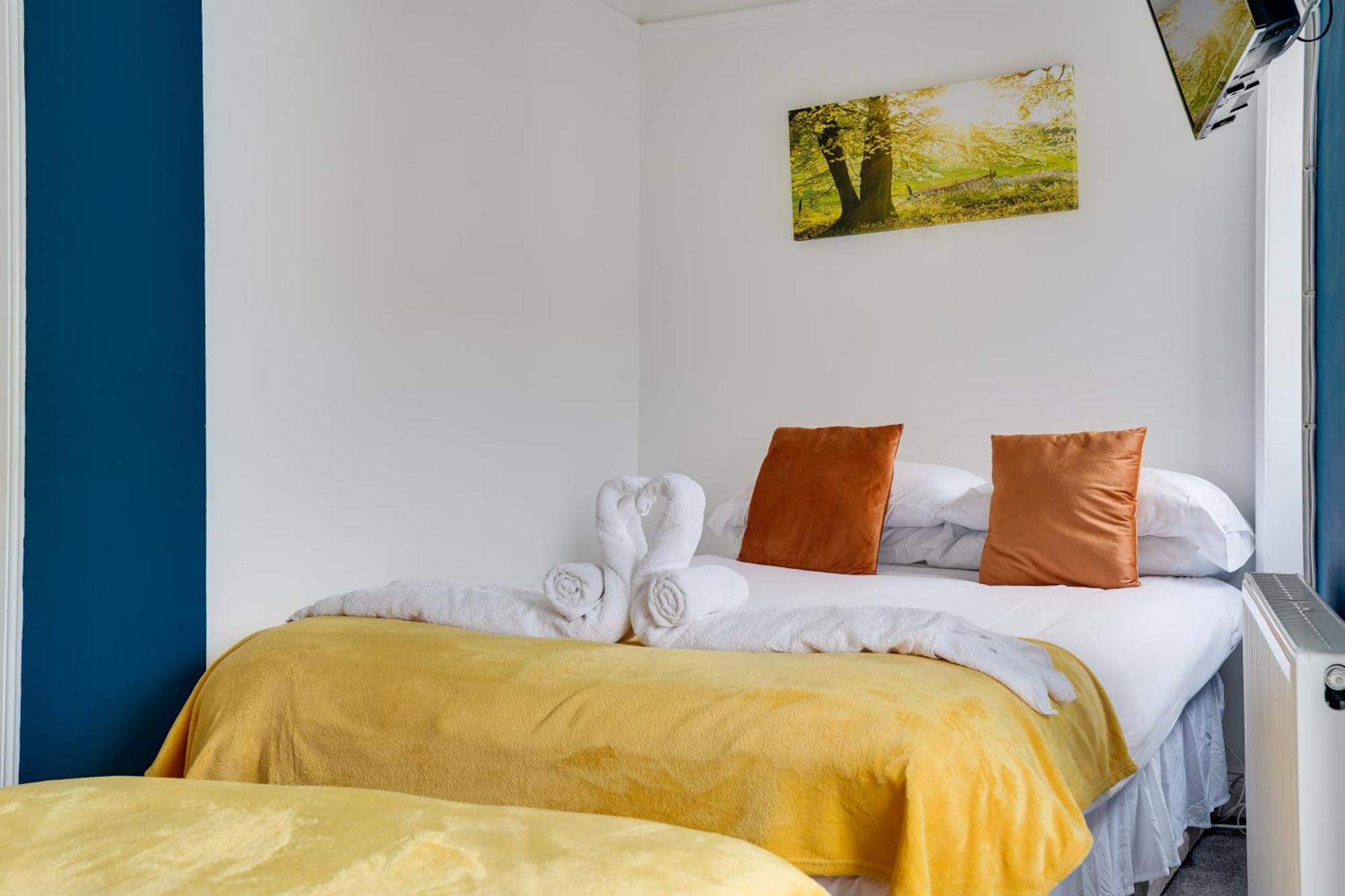Homesly Guest Rooms, Comfortable En-Suite Guest Rooms With Free Parking And Self Check-In Бервик-апон-Твид Экстерьер фото